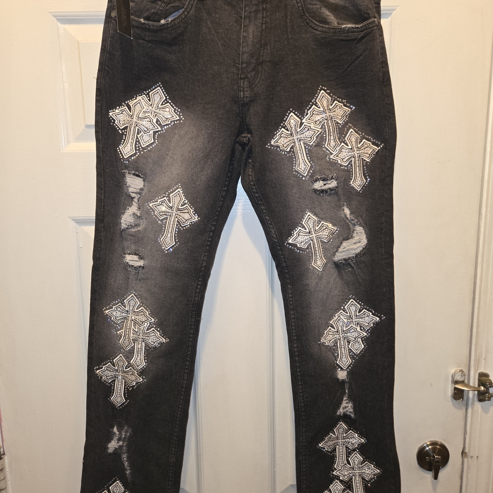 AHP Embellished Black Rhinestone Jeans with Cross Design Sz 34 x 32.
